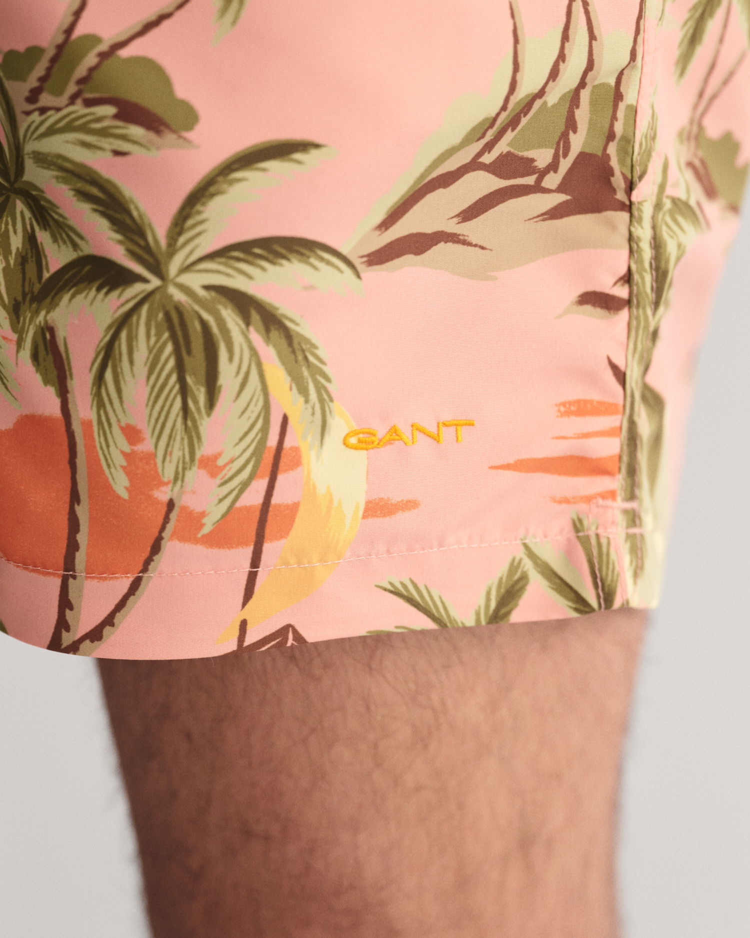 Svømmeshorts med hawaiisk trykk