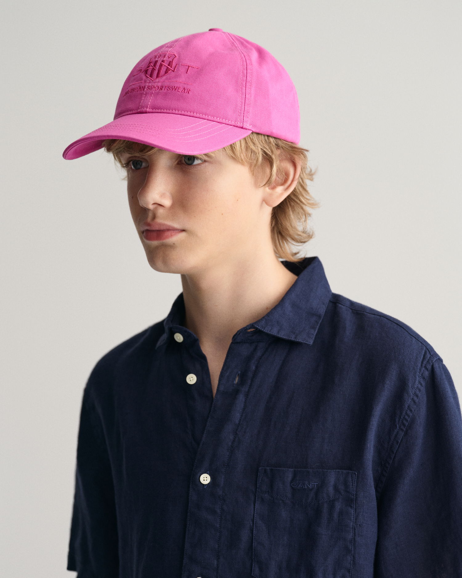 Teens caps med ensfarget logo