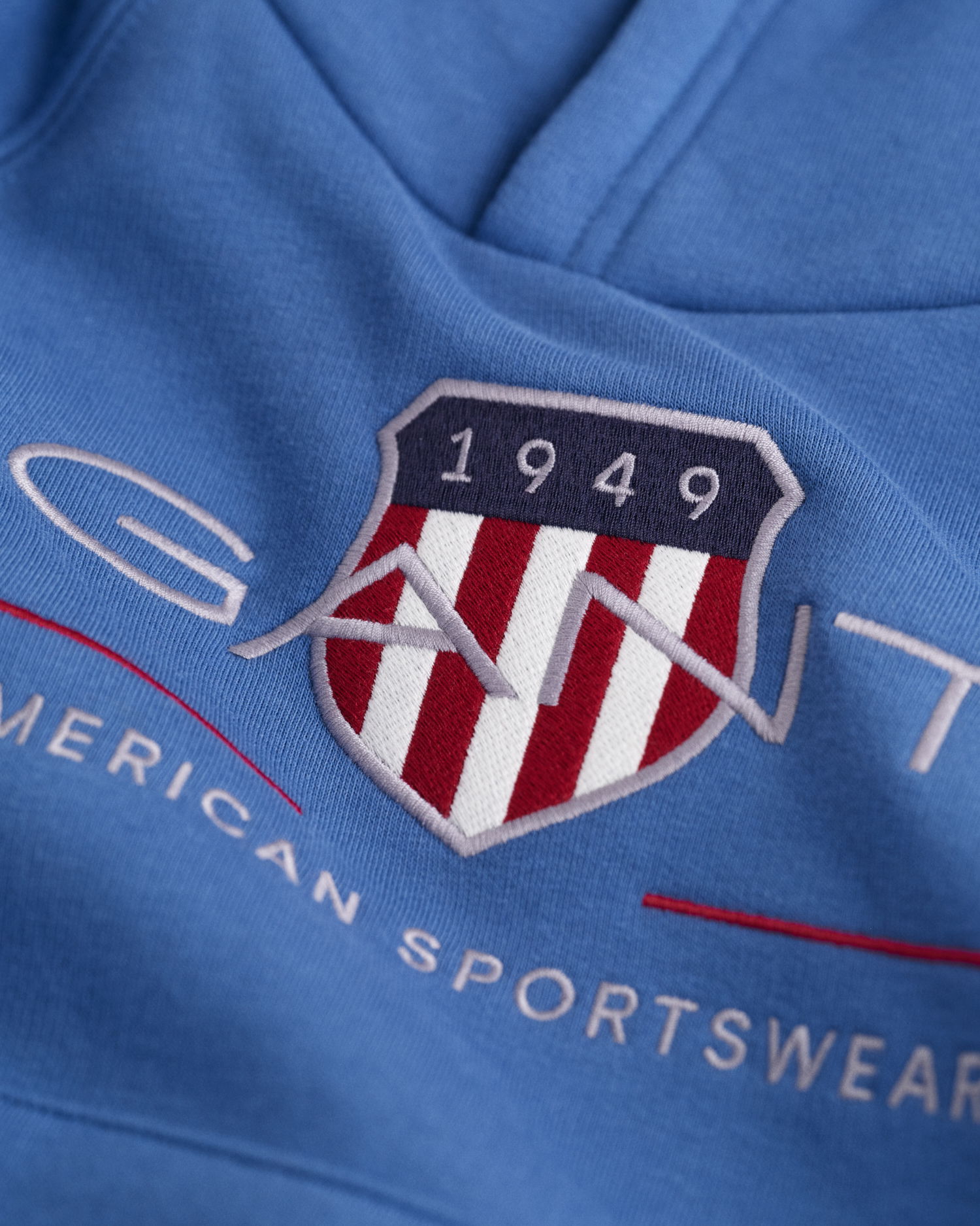 Hettegenser med Archive Shield-logo