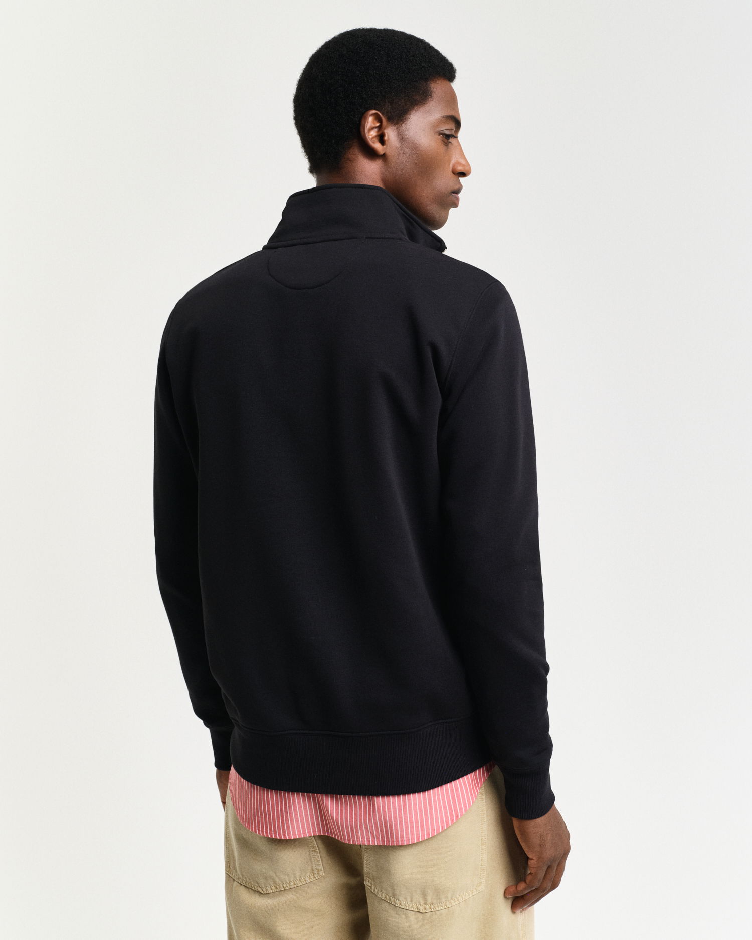 Shield collegegenser med half-zip