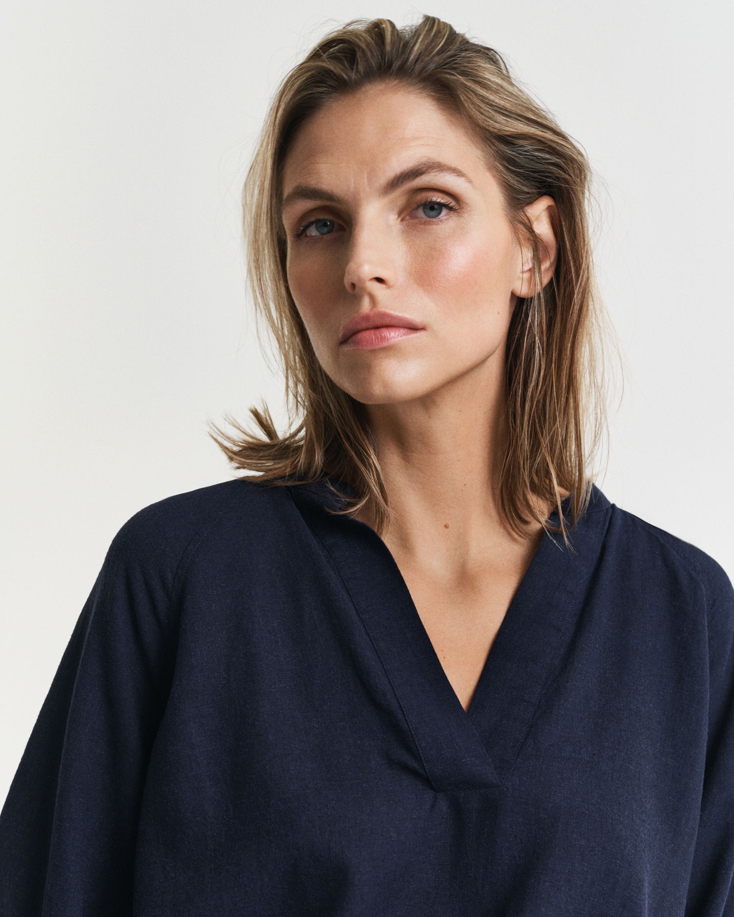 Kortermet bluse i lin