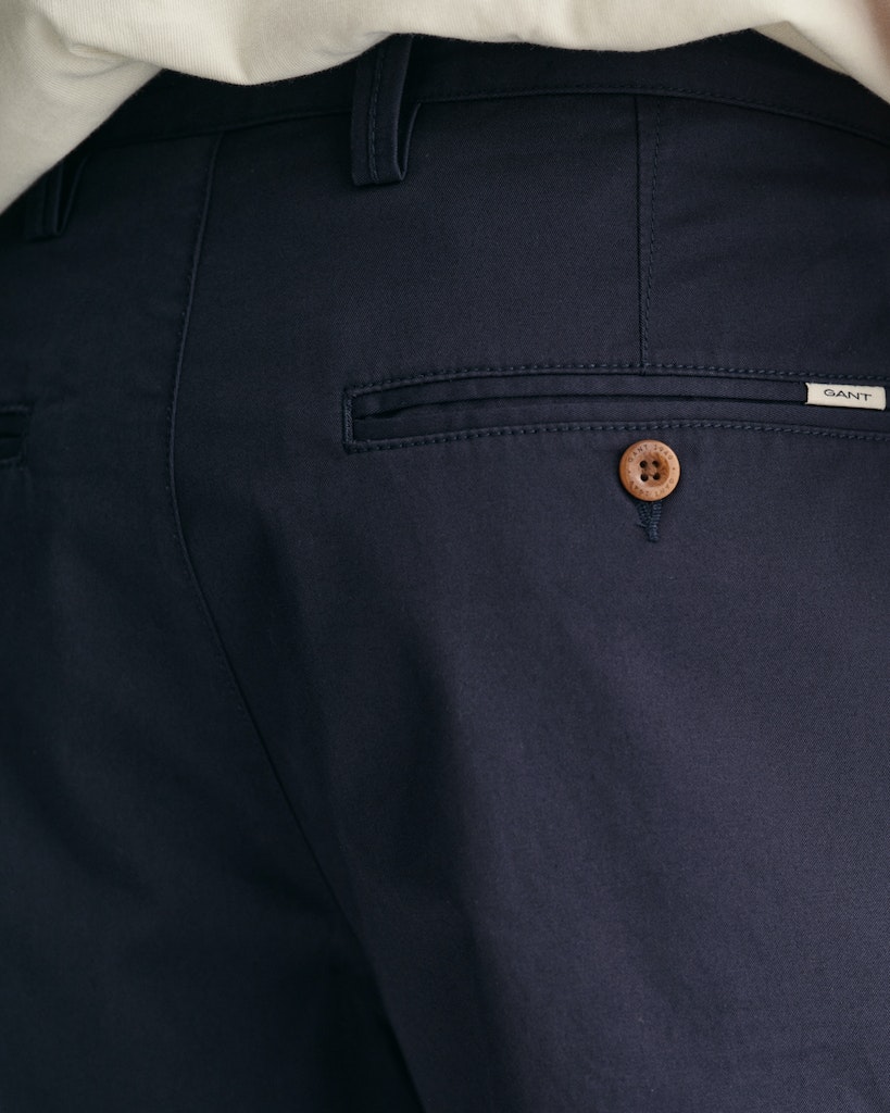 Relaxed fit twill shorts